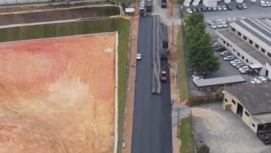 Obra avança e Rua Monteiro Lobato se aproxima da conclusão no Complexo Industrial de Timbó