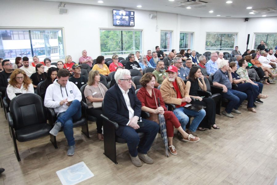 Blumenau cobra diálogo nacional e aprova pautas que impactam produção, infraestrutura e área social