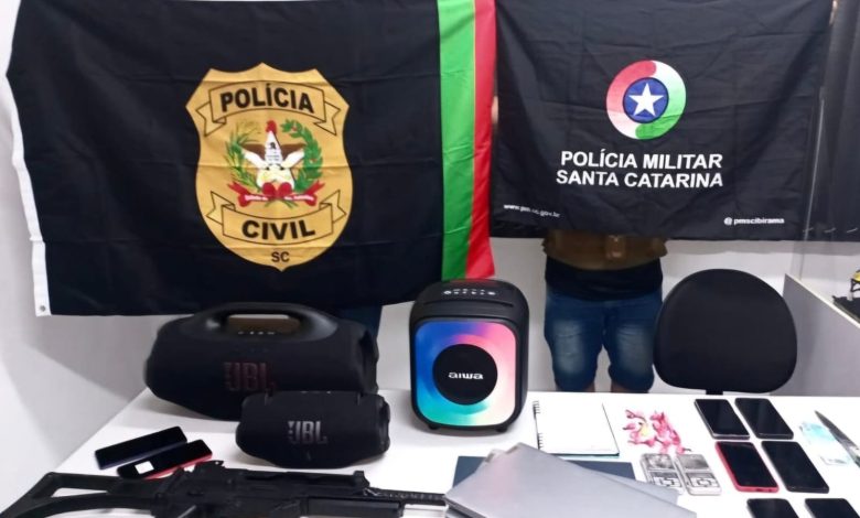 Grande operação policial em Ibirama e Lontras desarticula esquema de tráfico e recupera produtos furtados