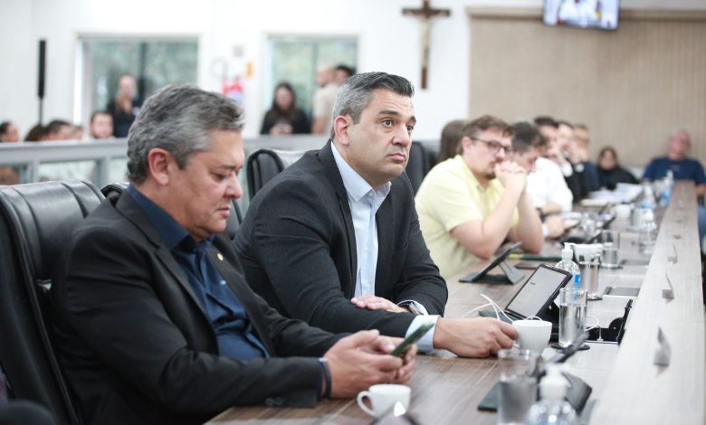 Blumenau cobra diálogo nacional e aprova pautas que impactam produção, infraestrutura e área social