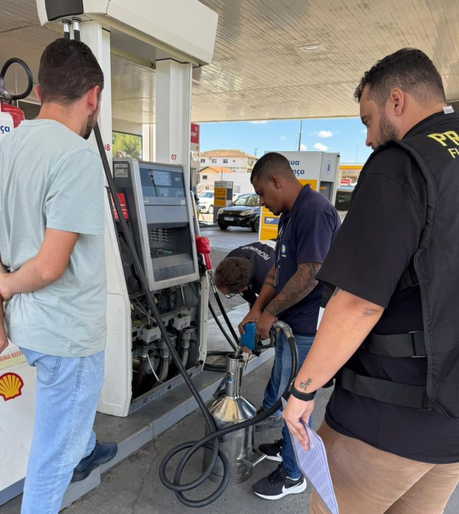 PROCON de Indaial, ANP e IMETRO/SC realizam operação conjunta em postos de combustíveis