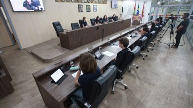 Diplomação dos novos vereadores mirins marca sessão especial na Câmara de Blumenau