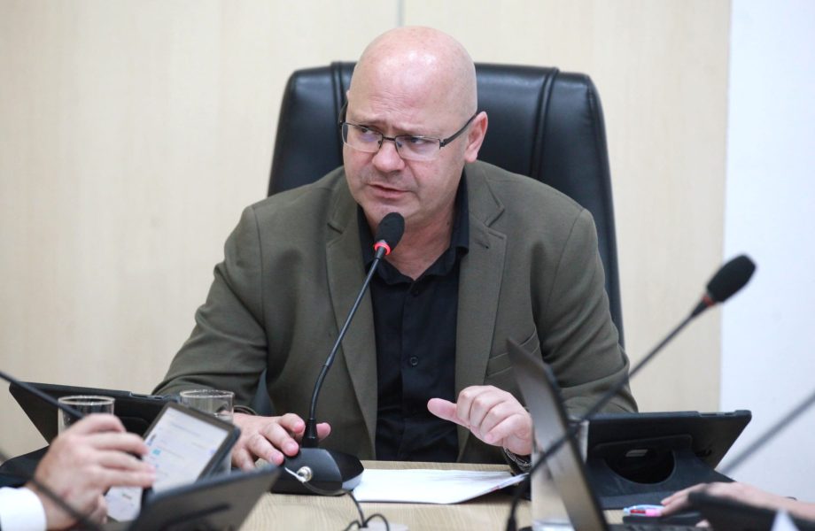 Câmara de Blumenau avança em propostas após análise da CCJ e Comissão de Finanças