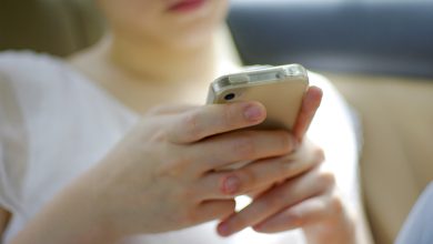 Primeira no mundo: Austrália restringe redes sociais para menores de 16 anos