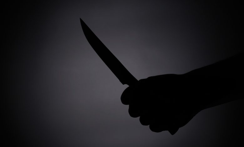 Tentativa de feminicídio em Blumenau: mulher é atacada a facadas pelo companheiro