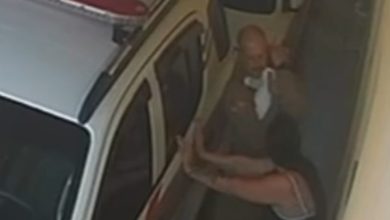 Bebê de 45 dias engasga com leite e é salva por policial militar em SC