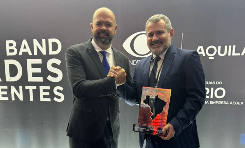 Rio dos Cedros é eleita a melhor do Brasil em governança, eficiência fiscal e transparência no Prêmio Band Cidades Excelentes 2025