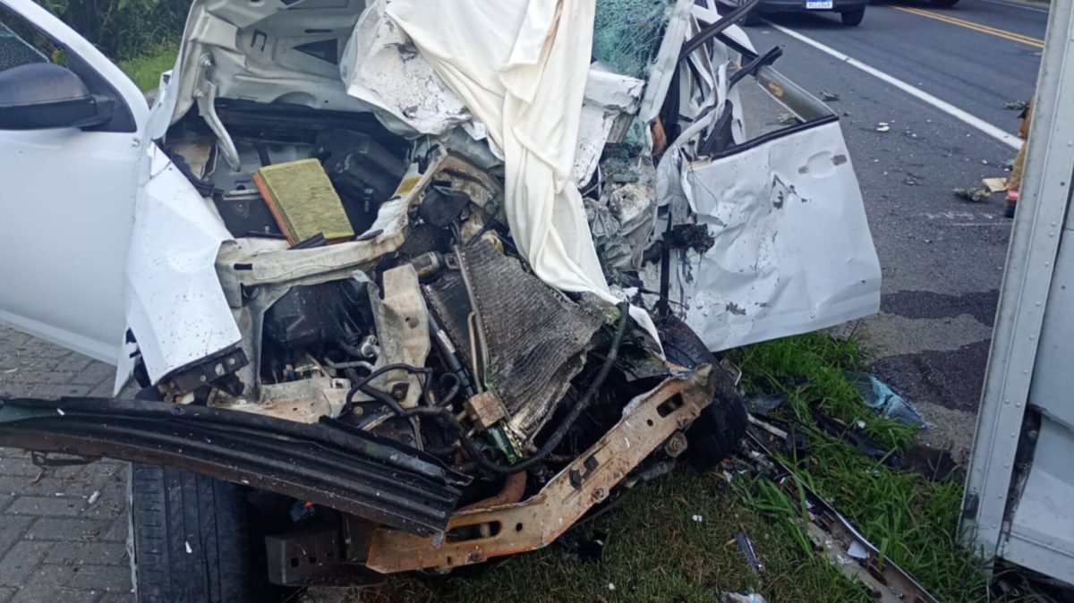 Colisão na BR-470 em Apiúna deixa três mortos e provoca interdição parcial da rodovia