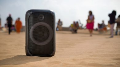 Uso de caixas de som é proibido nas praias de Florianópolis e infração gera multa de R$ 500