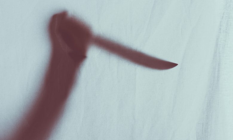 Mulher esfaqueia companheiro durante discussão supostamente motivada por ciúmes em Indaial