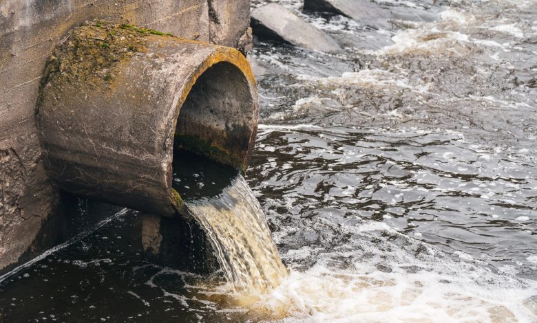 Ministério Público de SC barra reajuste e prorrogação de contrato de esgoto em Blumenau