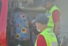 Homem é resgatado no Rio Itajaí-Mirim, em Brusque, após queda