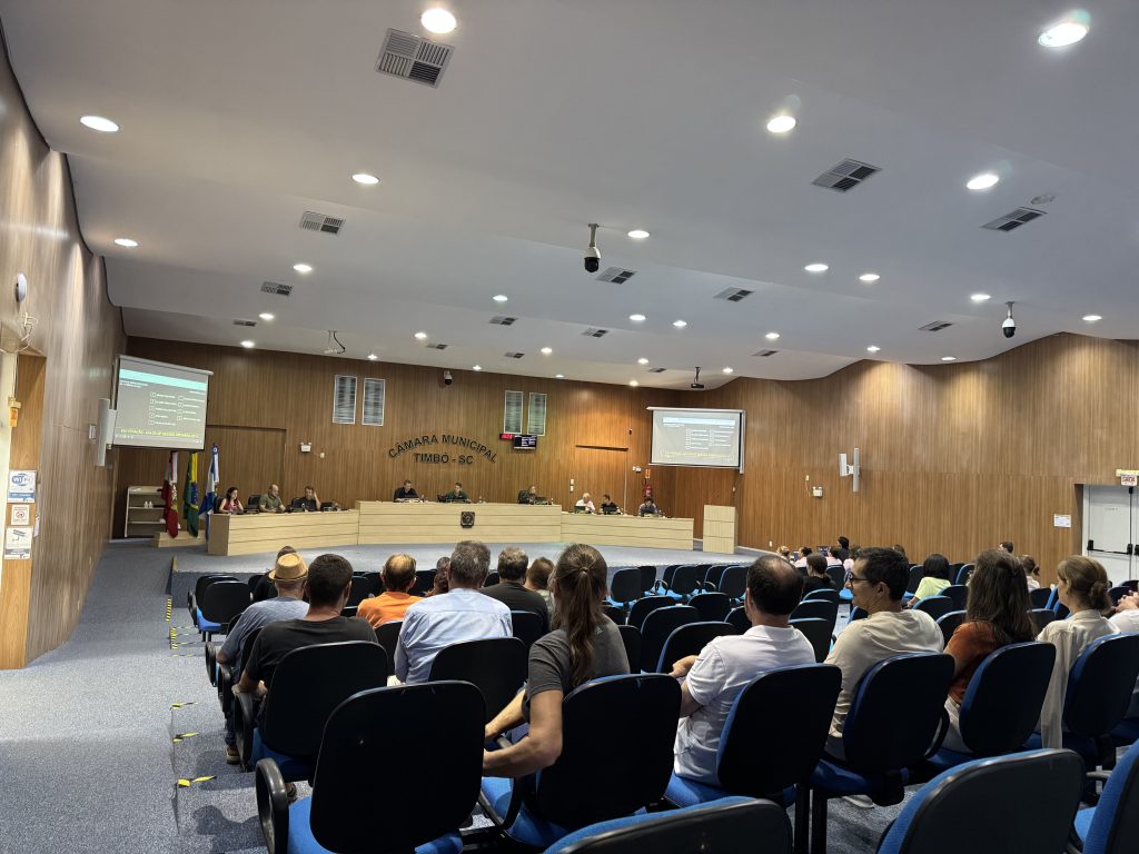 Câmara de Timbó realiza 44ª Sessão Ordinária com votações e apresentação da Rede Feminina