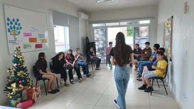 CRAS de Timbó incentiva autoconhecimento em oficina voltada a adolescentes