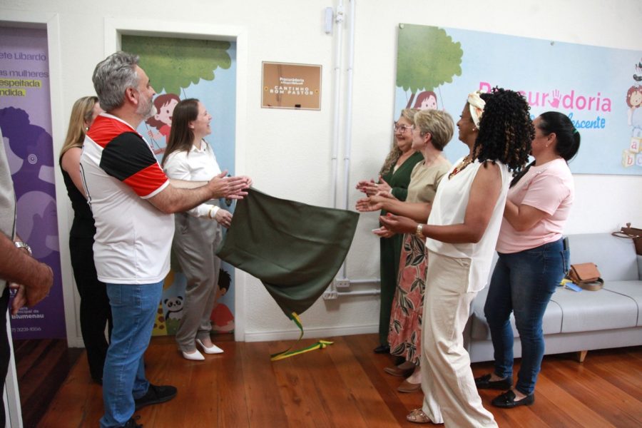 Câmara de Blumenau inaugurou sede da Procuradoria da Criança e do Adolescente “Cantinho Bom Pastor”