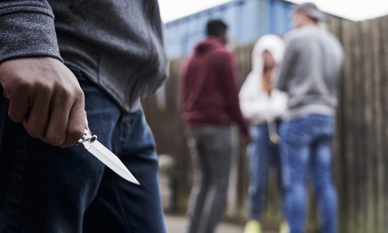 Homem é ameaçado com faca durante caminhada e tem celular roubado em Indaial