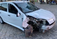 Colisão contra poste em Pomerode causa traumatismo craniano leve em condutor