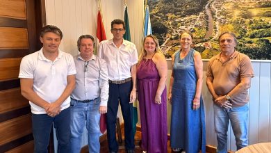 Benedito Novo oficializa novo procurador e se despede de servidor que marcou trajetória no município