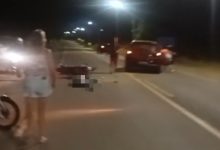 Colisão entre carro e motocicleta deixa homem ferido em Timbó