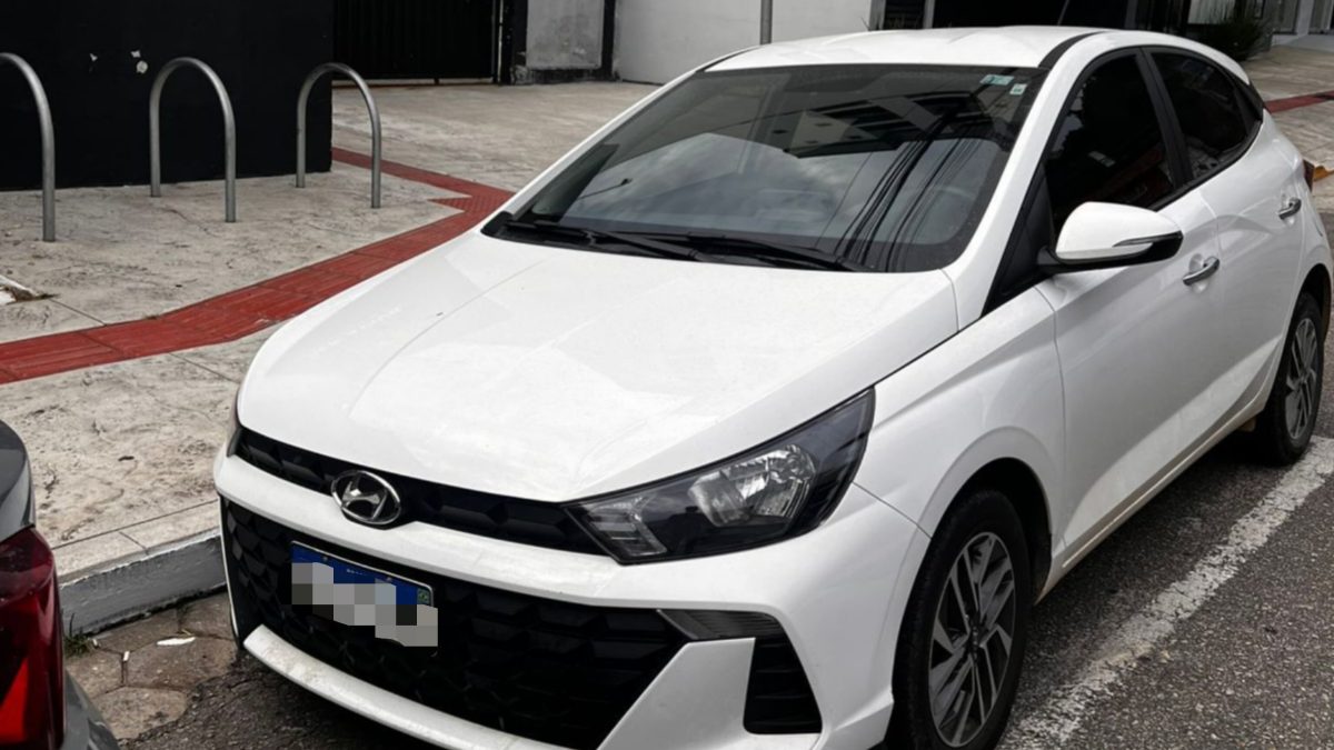 Tentativa de assalto com tiros, em Blumenau, termina com suspeito atrás das grades