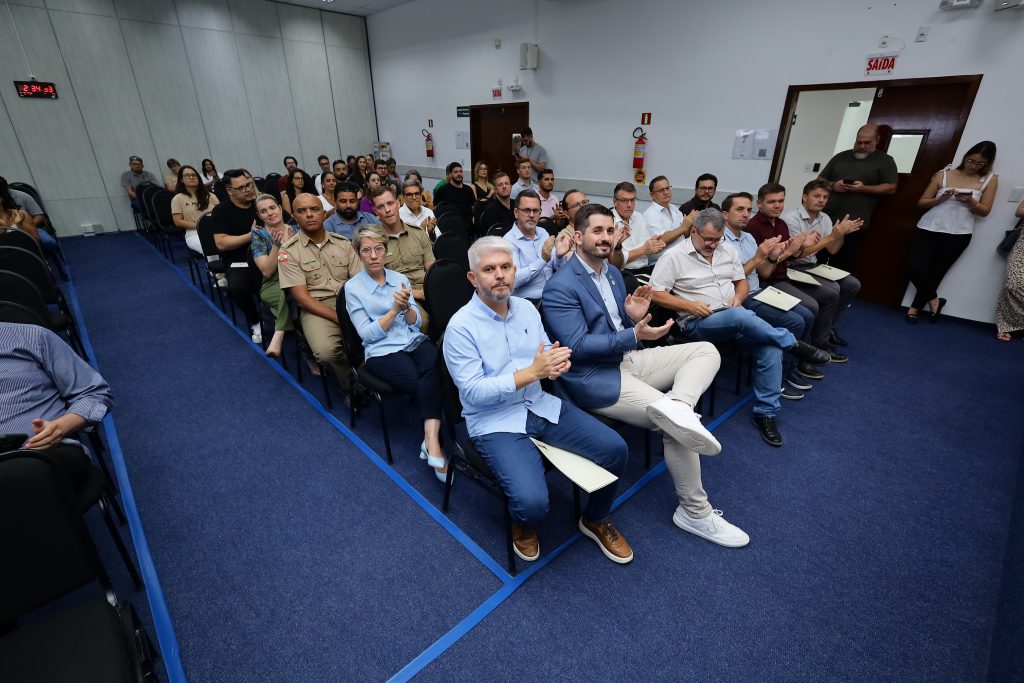 André Vechi assume a Amve e projeta nova agenda regional com foco em mobilidade, prevenção e tecnologia