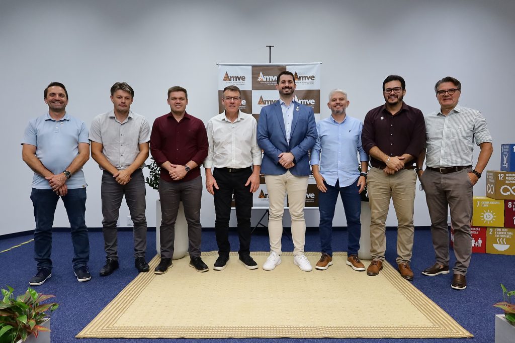 André Vechi assume a Amve e projeta nova agenda regional com foco em mobilidade, prevenção e tecnologia