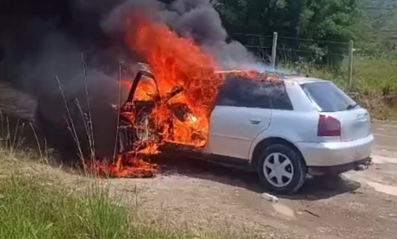 Quarenta minutos após sair da garagem, carro pega fogo na BR-470; bombeiro de folga reclama de falta de ajuda