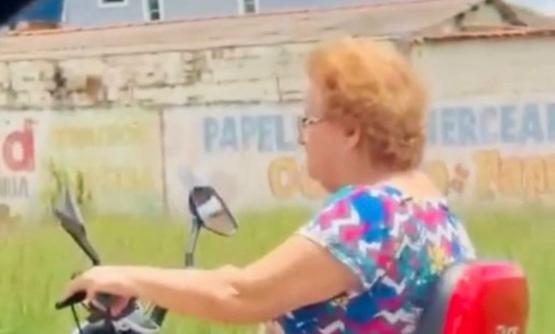 Aos 84 anos, idosa compra triciclo escondida, sai sozinha e diz: “Eu quero ser livre”