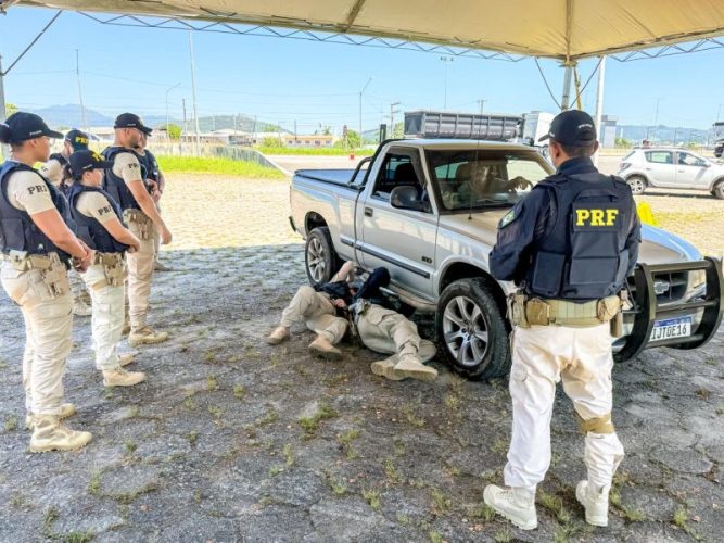 PRF prepara operação especial com helicóptero, drones e 300 agentes para reforçar a segurança no Carnaval catarinense