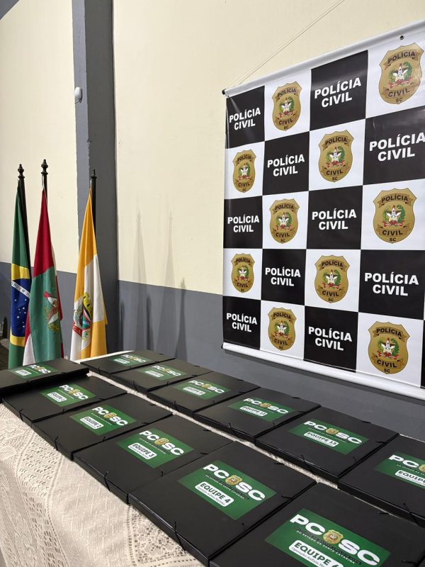 Megaoperação ‘Asfixia Marinha’ mobiliza 80 policiais contra organização criminosa ligada ao narcotráfico em Gaspar