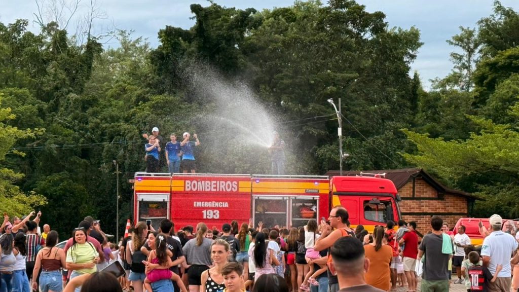 Domingo de diversão: Verão no Parque conquista a comunidade
