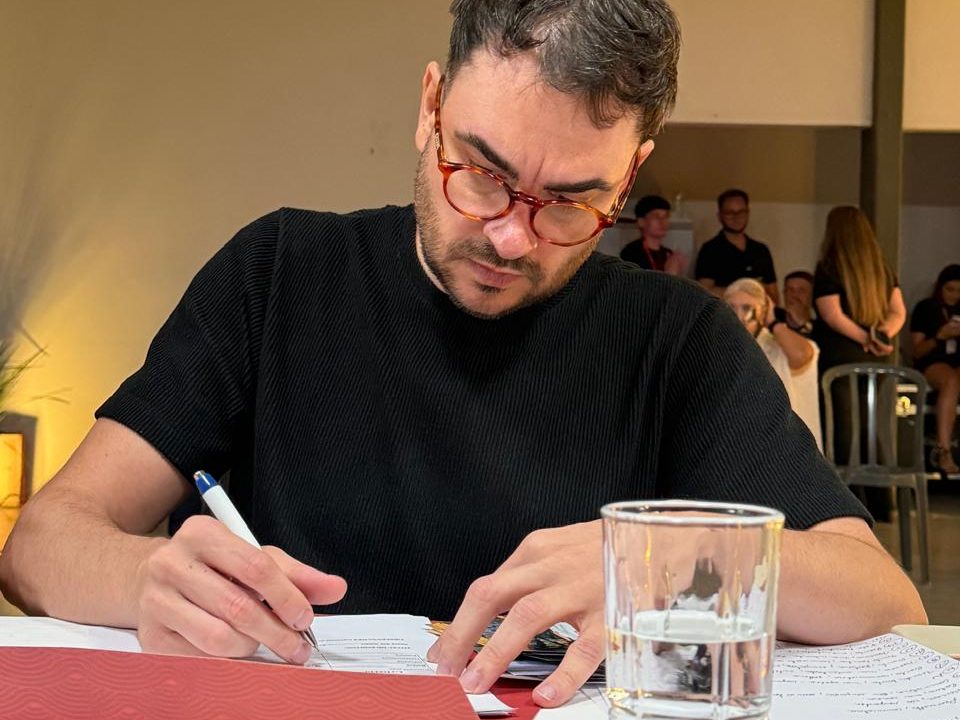 Seletiva define as dez finalistas que disputarão os títulos de Rainha e Princesas da FIMI em Indaial