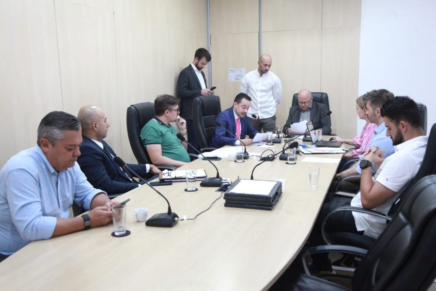 Câmara de Blumenau decide dar sequência a processo que apura possível quebra de decoro de vereador