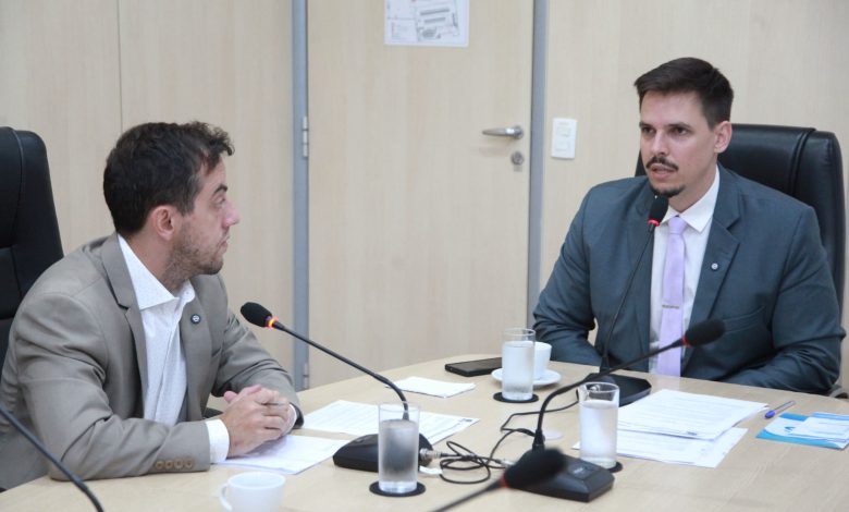 Saneamento, tarifas e até privatização entram no debate em Blumenau