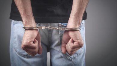 Perseguição policial em Rio dos Cedros termina com prisão por pensão atrasada e CNH vencida