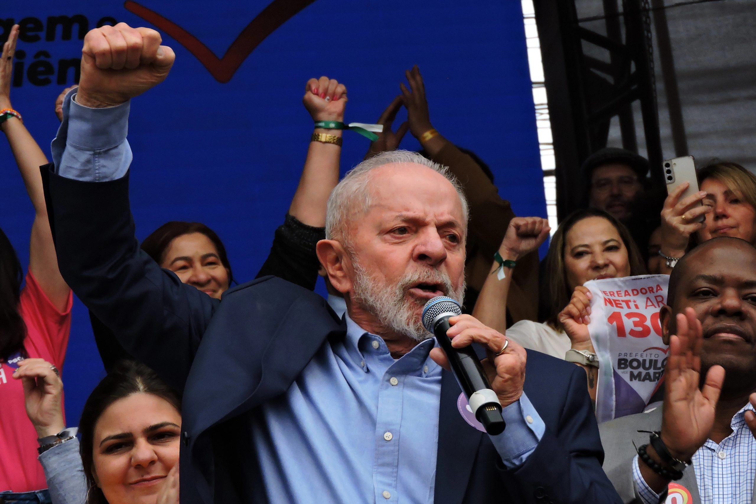 Arrecadação explode e impostos atingem nível histórico no governo Lula