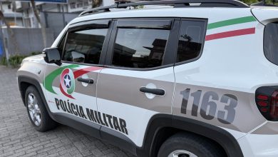 Homem é afastado de residência em Rodeio com apoio da Polícia Militar após cumprimento de medida judicial