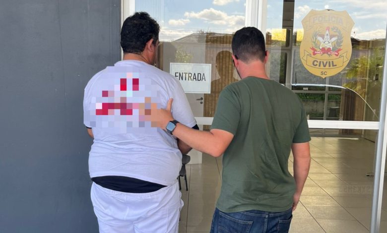 Homem é preso em Blumenau por estuprar enteada com menos de 10 anos