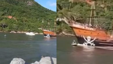 Barco turístico atinge moto aquática e deixa mulher ferida em Balneário Camboriú