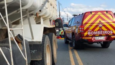 Menino de 9 anos é atropelado por caminhão em frente a escola em Gaspar