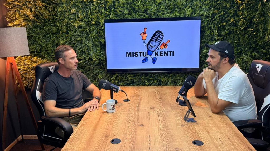 Vereador Flávio Ribeiro revela pré-candidatura a deputado federal durante participação no podcast Mistukenti