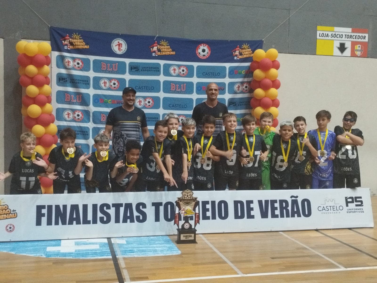 Equipe Leões Timbó Sub-11 conquista bicampeonato do Torneio de Verão de Blumenau