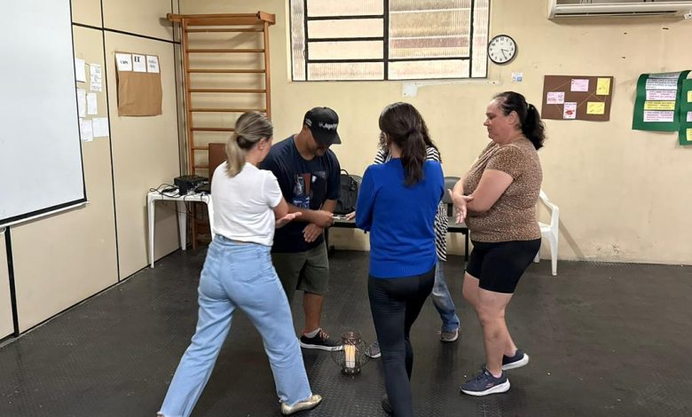 Pesquisa de doutorado em Timbó analisa efeitos da dança circular na saúde mental de pacientes do CAPS