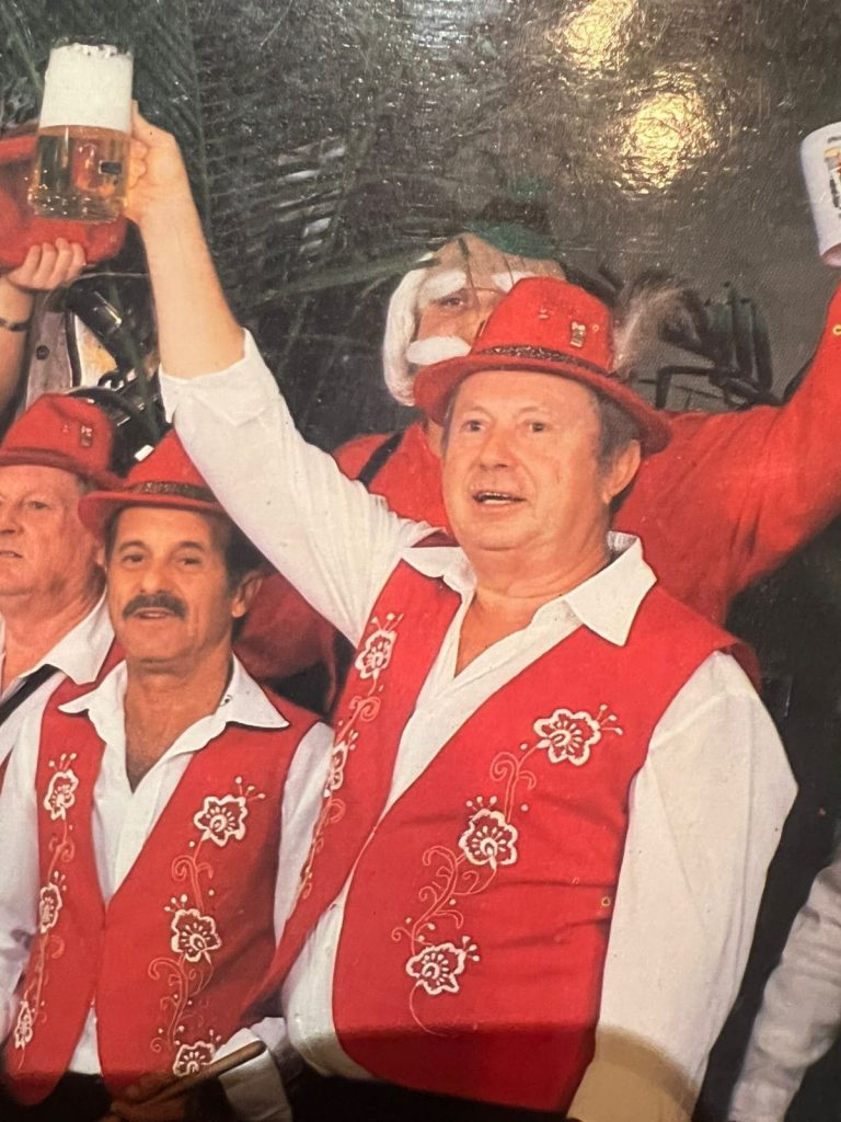 Blumenau amanhece em luto com perda de Seu Rigo, importante nome cultural da cidade. Foto: Divulgação.