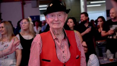 Blumenau amanhece em luto com perda de Seu Rigo, importante nome para a Oktoberfest da cidade. Foto: Divulgação.