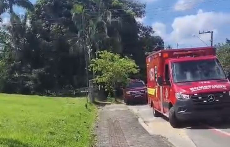 Tentativa de fuga termina em acidente em Indaial. Foto: Reprodução / CBVI.