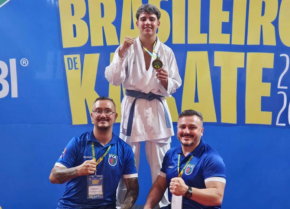 Indaial no pódio: Yago Gabriel de Liz garante 3º lugar no Campeonato Brasileiro de Karatê e vaga na final