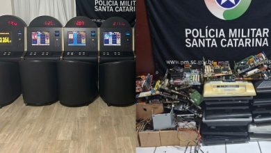 PM fecha casa de jogos clandestina em Blumenau com 25 máquinas e mais de R$ 8 mil apreendidos