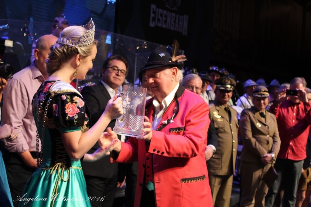 Blumenau amanhece em luto com perda de Seu Rigo, importante nome cultural da cidade. Foto: Reprodução da internet / Angelina Wittmann.