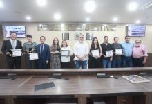 Quem são os nomes por trás das histórias que transformam Blumenau? Câmara homenageia trajetórias marcantes em noite especial